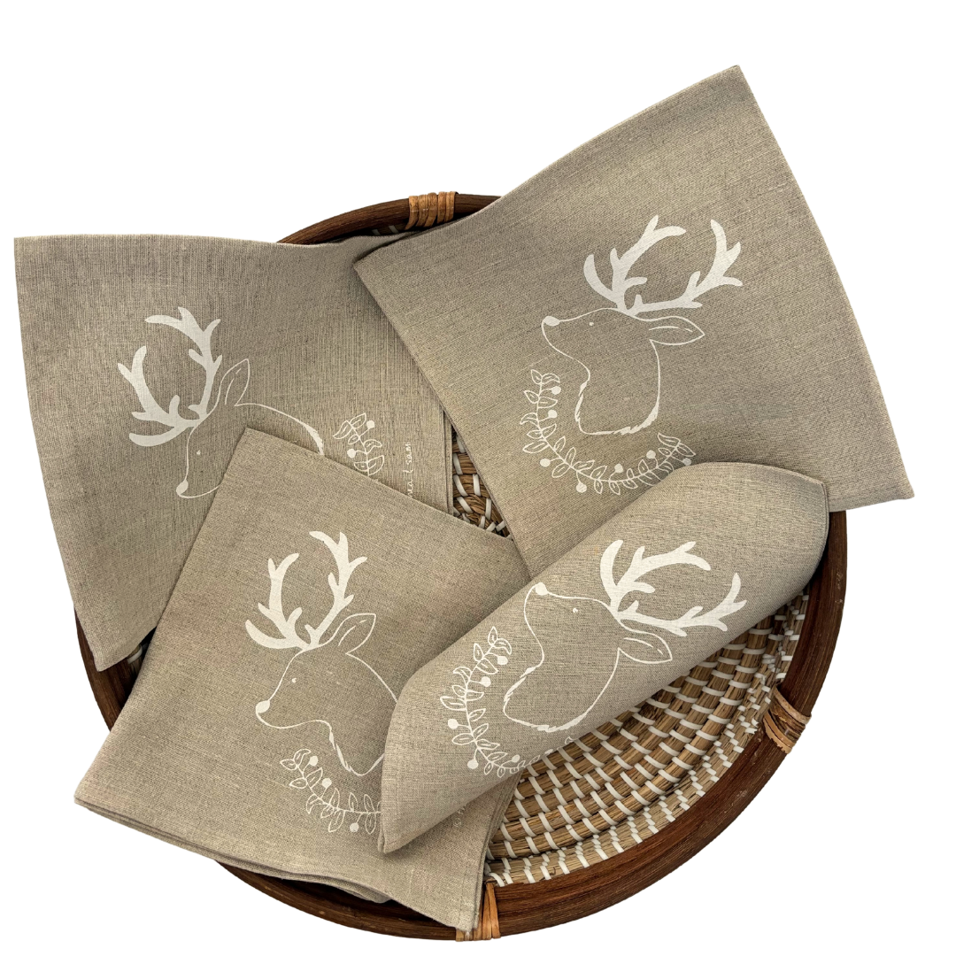 Christmas Deer and Garland Linen Napkins - White (Set of 4)