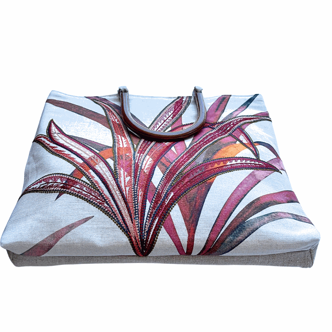 Port Douglas Days Large Shopper with Horse Shoe Handles (Red)