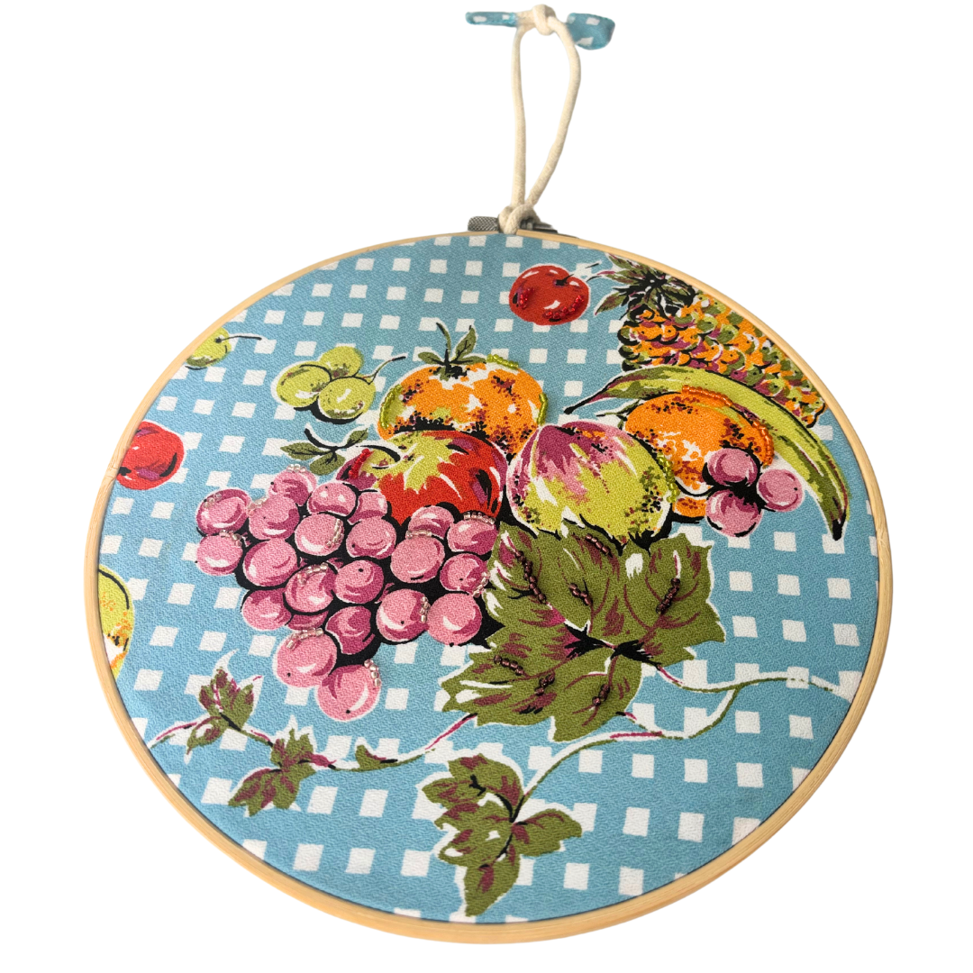 Retro Kitchen Fruit Bowl - Check tea towel wall hanging