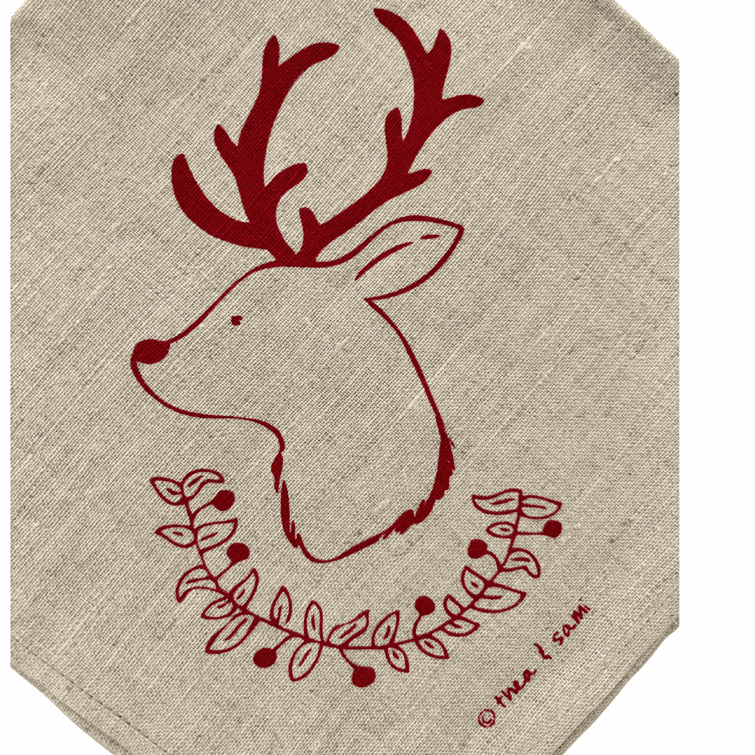 Christmas Deer and Garland Linen Napkins - Red (Set of 4)