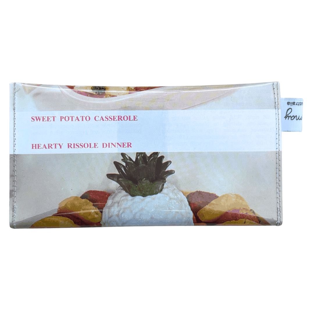 Retro Recipe Wallet - Hearty Rissole Dinner