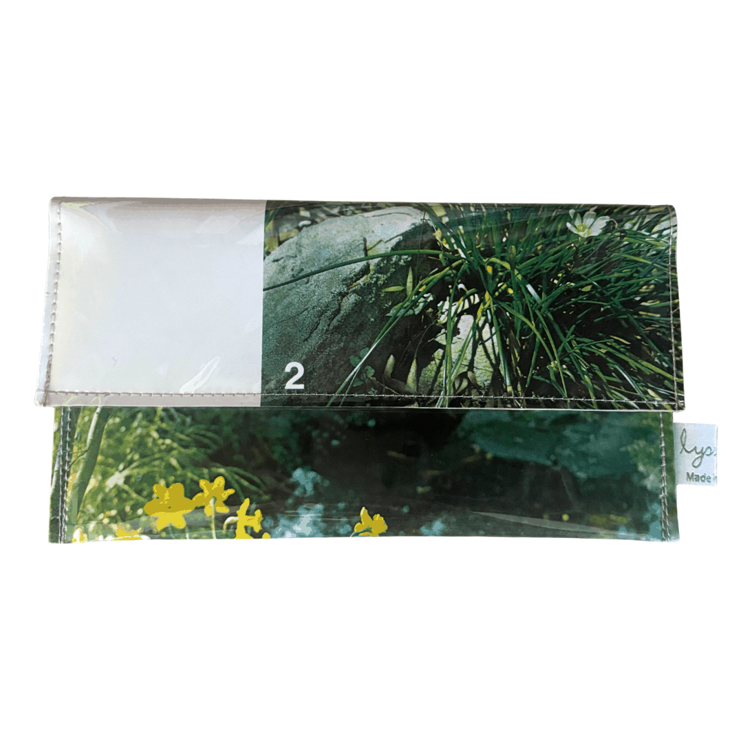 Vintage Garden Book Wallet featuring daffodils and summer crocus on 1970s Australian Women's Weekly gardening book pages