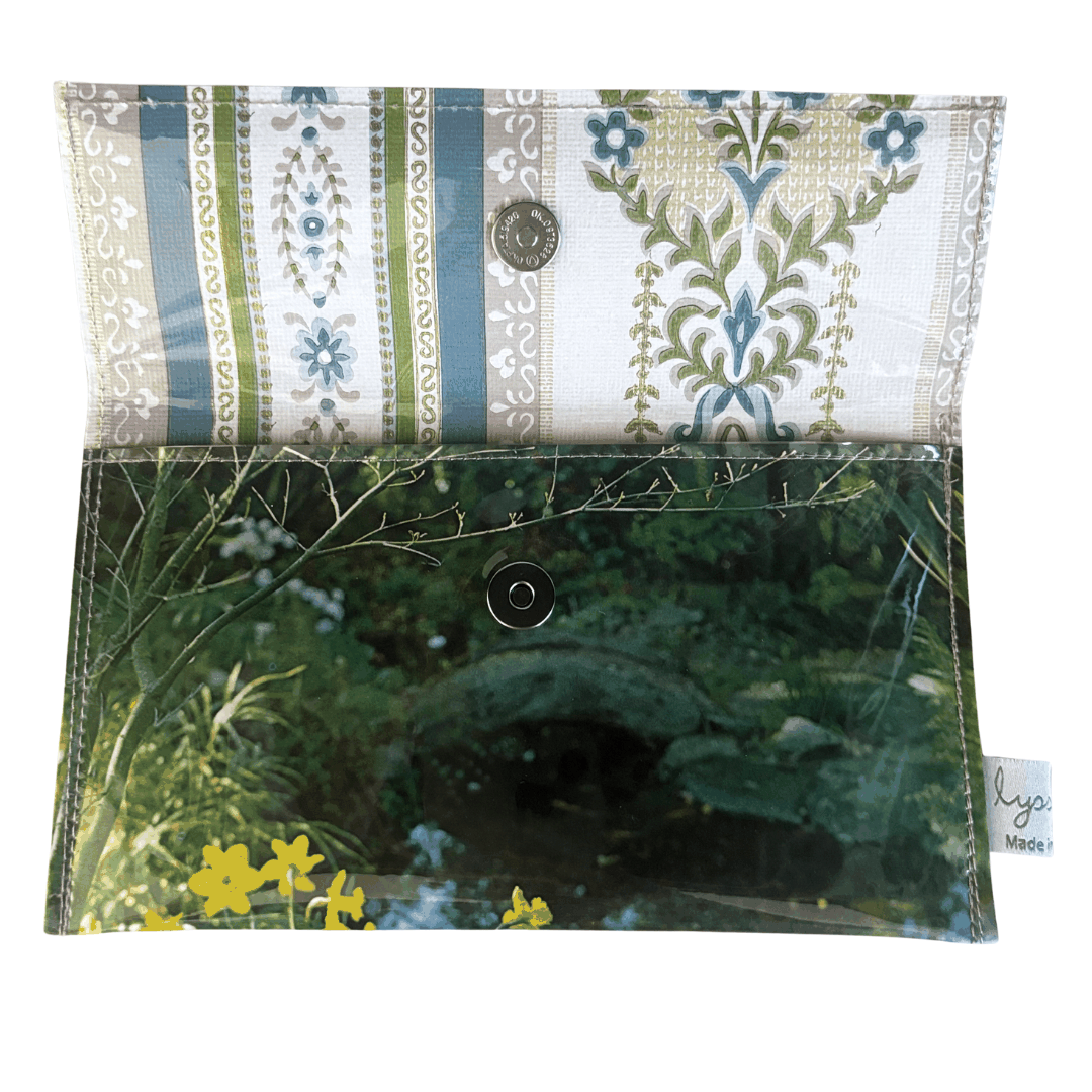 Vintage Garden Book Wallet - Daffodils and Summer Crocus