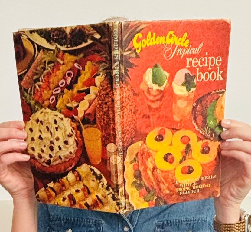 Handmade wallets made from the original pages of retro recipe books. A great gift idea for those who love to cook.