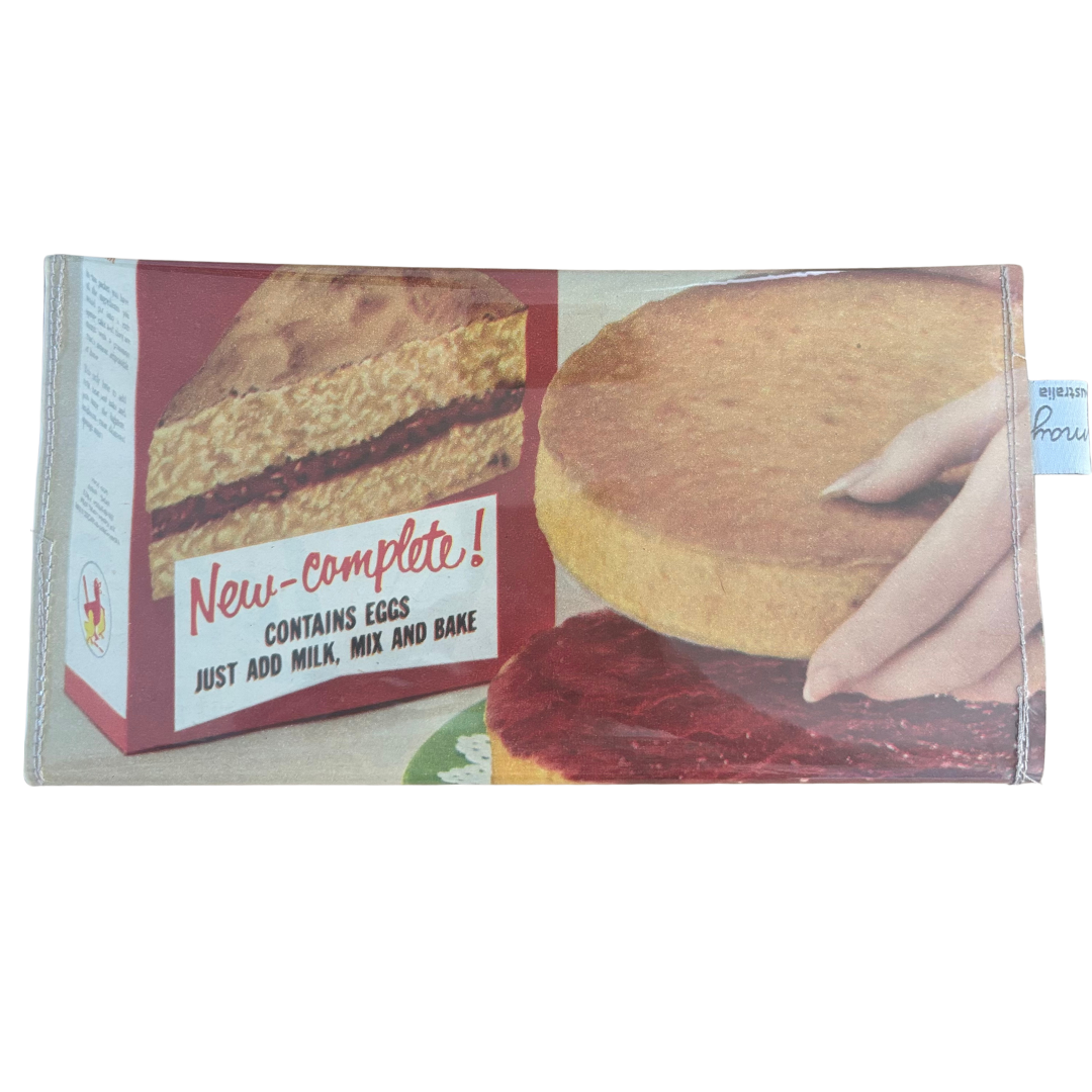 Vintage 1950's magazine wallet - Sponge Cake Mix